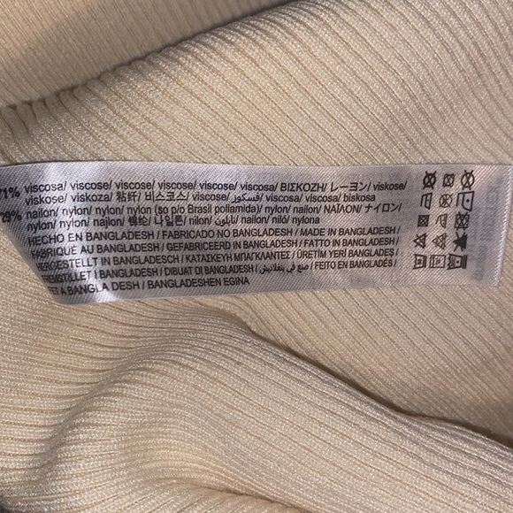 Zara Cream Sleeveless Ribbed Turtleneck Sweater Dress size Medium - Picture 5 of 5